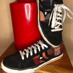 Men’s DVS Sneakers [size 9]